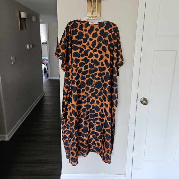 Sante Grace Tangerine Orange and Navy Printed Silk Habotai Caftan One Size - Picture 2 of 9